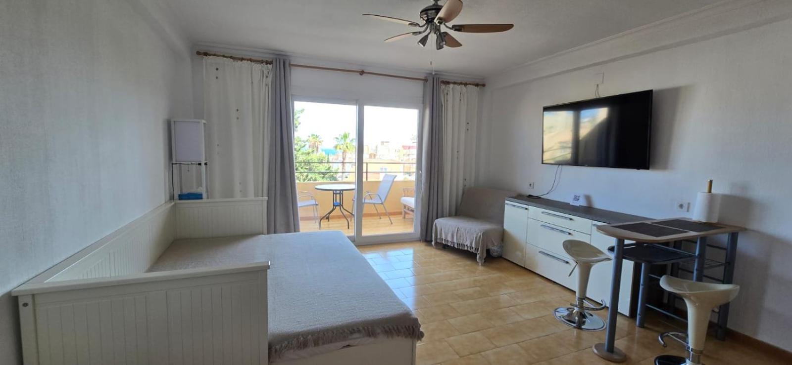 Estudio En Torrevieja A 700 M Del Mar 외부 사진